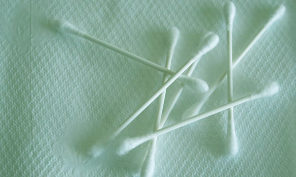 picture of Q-tips
